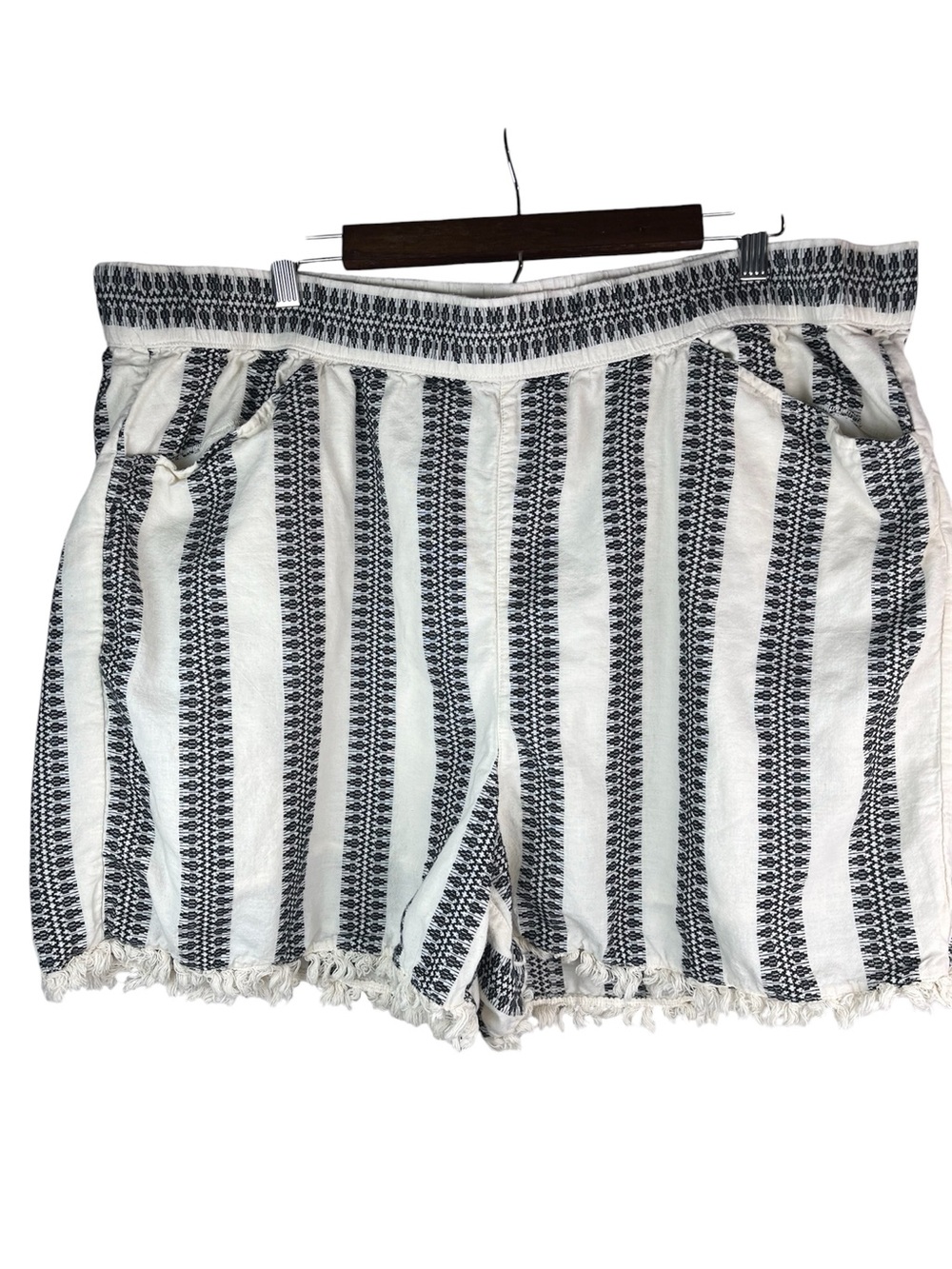 Lane Bryant shorts 22/24 festival bohemian cottage core beach comfy pockets elas